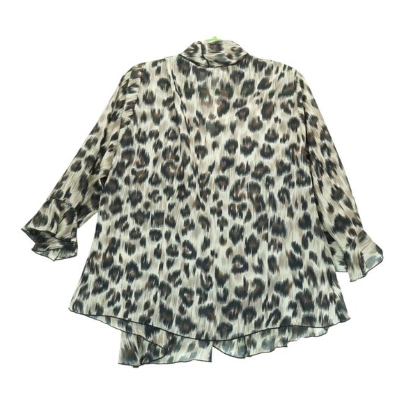 Milano Women's Button Up Top Size XL‎ Leopard Print Bell Sleeve Asymmetric - Picture 2 of 4